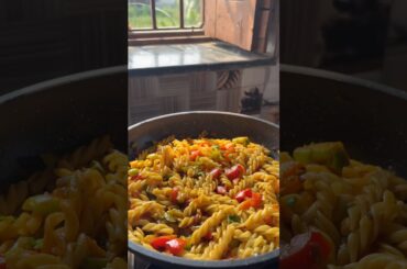 Spicy vegetable pasta #shorts #pasta #recipe #cooking #manishamadeit