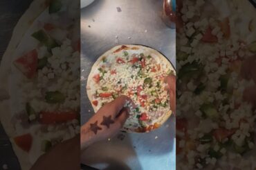 7 years old cute subscriber ke leyepizza banaya#tamannapraveenvlogs #food #pizza #foodie#shortsvideo