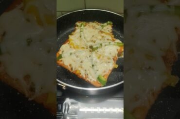 Viral  Paneer Bread  Pizza Bites || Better Than Domino's #shorts#cookingvideo