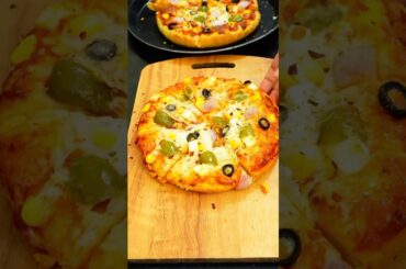 Pizza cheese brust #shorts #youtubeshorts #shortvideo