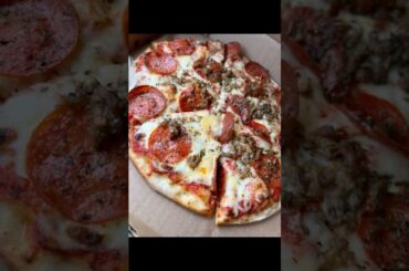 LAMBERTI’S ITALIAN #lambertis #italianfood #irvingtx #foodreview #pizza #italiancuisine