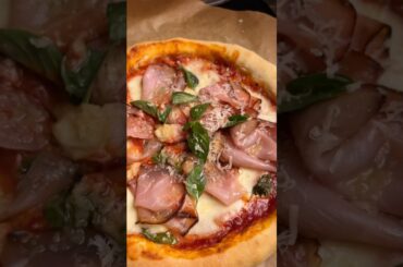 Neapolitan pizza or something like that #cooking #pizza #simplerecipe #foodlover -#italianfood