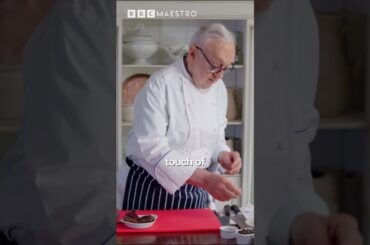 Pierre Koffmann reveals the secret ingredient to a perfect sauce #shorts #pierrekoffmann #cooking