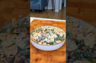The Creamiest Spinach & Mushroom Pasta