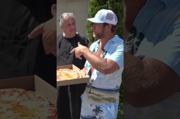 You Always Want The Guy Making Your Pizza To Look Like A Pizza