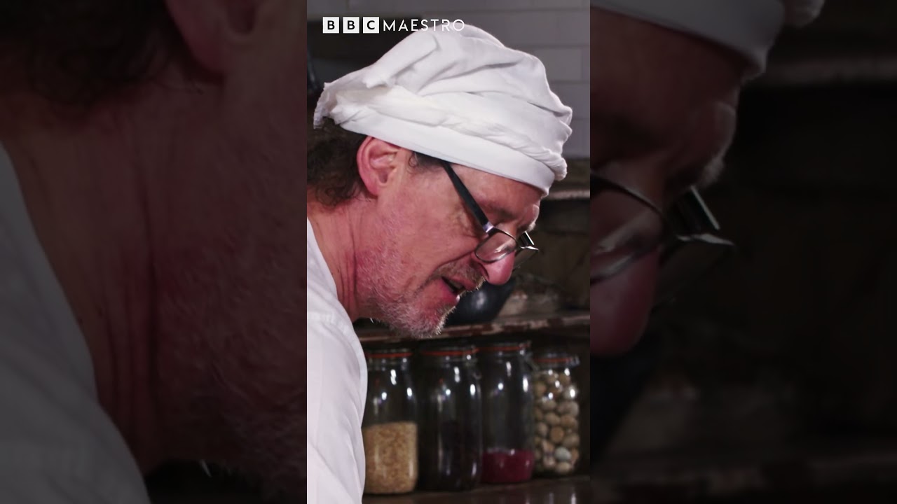 Marco Pierre White shares his recipe for bubble and squeak #shorts #marcopierrewhite #cooking Marco Pierre White shares his recipe for bubble and squeak #shorts #marcopierrewhite #cooking