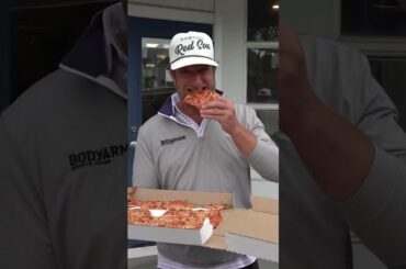 Dave Portnoy Shocked By Pizzeria That Does So Many Different Styles Of Pizza Well