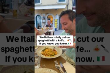 We Italians always use a knife for spaghetti...#foodlover #pasta #italianfood
