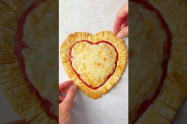 Heart Fringed Pizza!