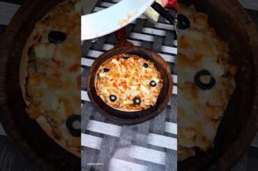 pizza order on cloud kitchen | paneer pizza recipe #shorts #food