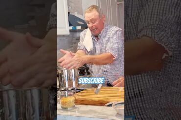 How to Make Sausage & Dandelion Soup (Italian Recipe)