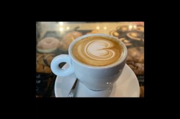 #4 Reason to Live in Rome - Cappuccinos and Cornetti!