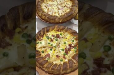 How to bake a perfect italian pizza at Home. #pizza #italian #food #cooking #shorts