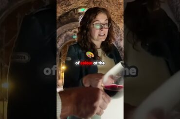 Easy Trick to Tell How Old Your Wine Is! #wine #winetutorial #sommolier