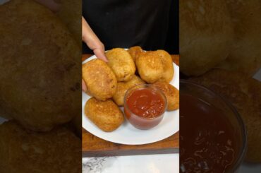 Crispy Bread Roll ASMR Cooking #shorts #food #cooking #asmrcooking #crunchytreats #streetfood