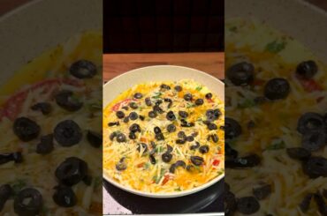 Tomato Egg Pizza! Easy Breakfast #shorts