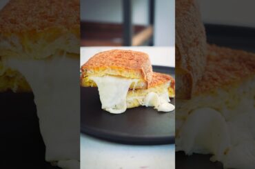The Italian Grilled Cheese You Need To Try