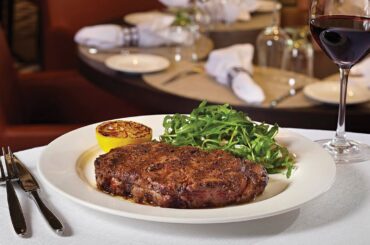 Discover Italian wine pairings at Manfredi’s with Shehnaz Hansraj on board Viking Sky