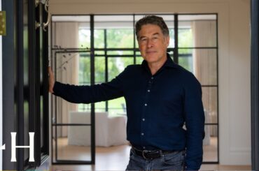 Inside Award-Winning Architect Des Ewing’s Neoclassical Buckinghamshire Home