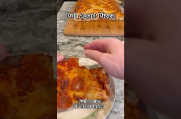 Pull Apart Pizza- #recipe #pizza #pizzabread #dinner #italiancuisine