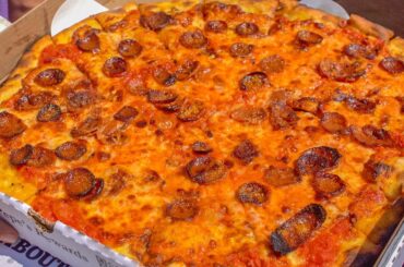 Frank Pepe Pizzeria Napoletana Review