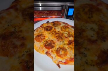 AIRFRY TOASTER OVEN PIZZA #pizza #airfryer #delicious #pizzaria