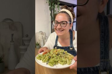 PASTA CON PESTO DI SPINACI