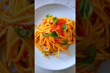 I Made the Perfect Cherry Tomato Pasta