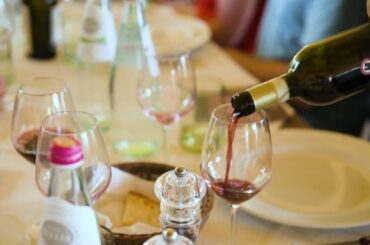 Chianti Wine and Tuscan Cheese Lunch Experience from Florence, Italy