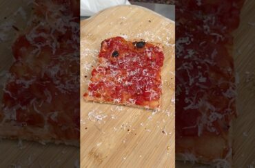 Tomato Pizza #pizza #italy #food