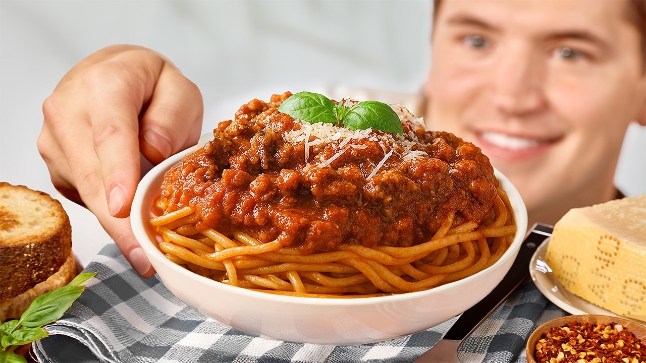 How Italians Make Pasta Bolognese How Italians Make Pasta Bolognese