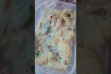 white source chicken pasta #shortsfeed #shorts #ytshorts #youtubeshorts #food