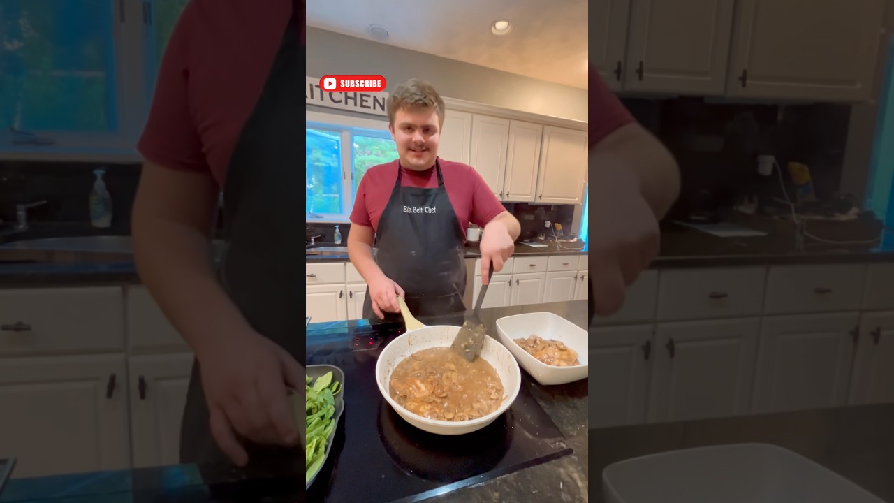 Italian Classic: Chicken Marsala #shorts #cooking #italianfood Italian Classic: Chicken Marsala #shorts #cooking #italianfood