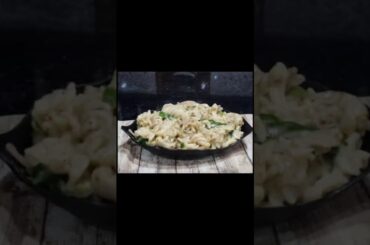 White sauce pasta recipe #whitesaucepasta #pastarecipe #fastfood #yummy #cooking #whitesauce #pasta