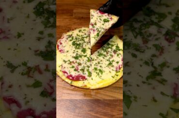 Tortilla Pizza! Quick & Easy Breakfast #shorts
