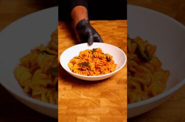 Creamy Fusilli Pasta #shorts