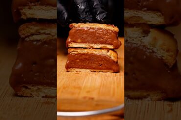 How to make raw chocolate sandwich cookies! #shorts