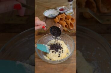 Sicilian Cannoli Recipe in 60 Seconds