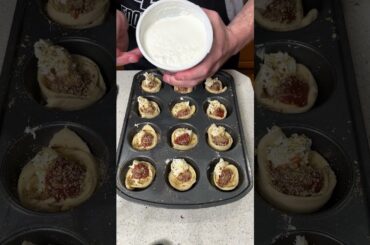 Cheesy Muffin Tin Pizza Bites