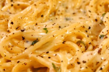 Easy White Sauce Pasta recipe | in 10 minutes!