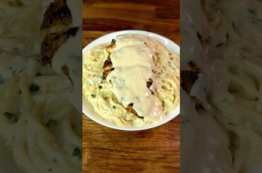 Creamy Chicken Pasta! Easy Recipe #shorts