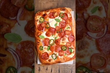 Spicy pepperoni pizza with roasted red pepper sauce. recipe link in description. #pizzarecipeathome