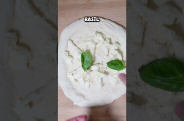 Quattro Formaggi pizza - Four cheeses pizza