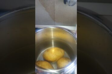 Gnocchi#gnocchi #italianfood #homemadegnocchi #italiancooking #italianrecipes #potatognocchi