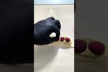 Quick dessert #recipe #food #cooking #vegetarianrecipies #howtomakecakecreamathome #croissant #viral