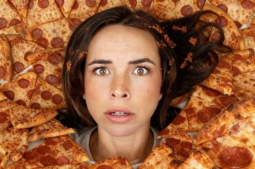 EATING PIZZA EVERY HOUR FOR 24 HOURS IN ITALY