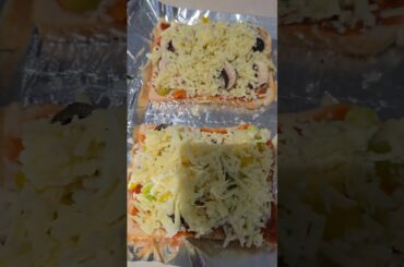 pizza phrmaish#jugadu pizza #cooking #trending #minivlog ##trendingshorts
