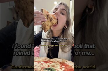 I found the BEST PIZZA in Napoli