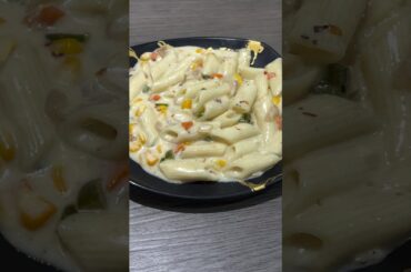 White Sauce Pasta Easy Recipe #shorts #youtubeshorts #whitesaucepasta #5minrecipe #easyrecipe