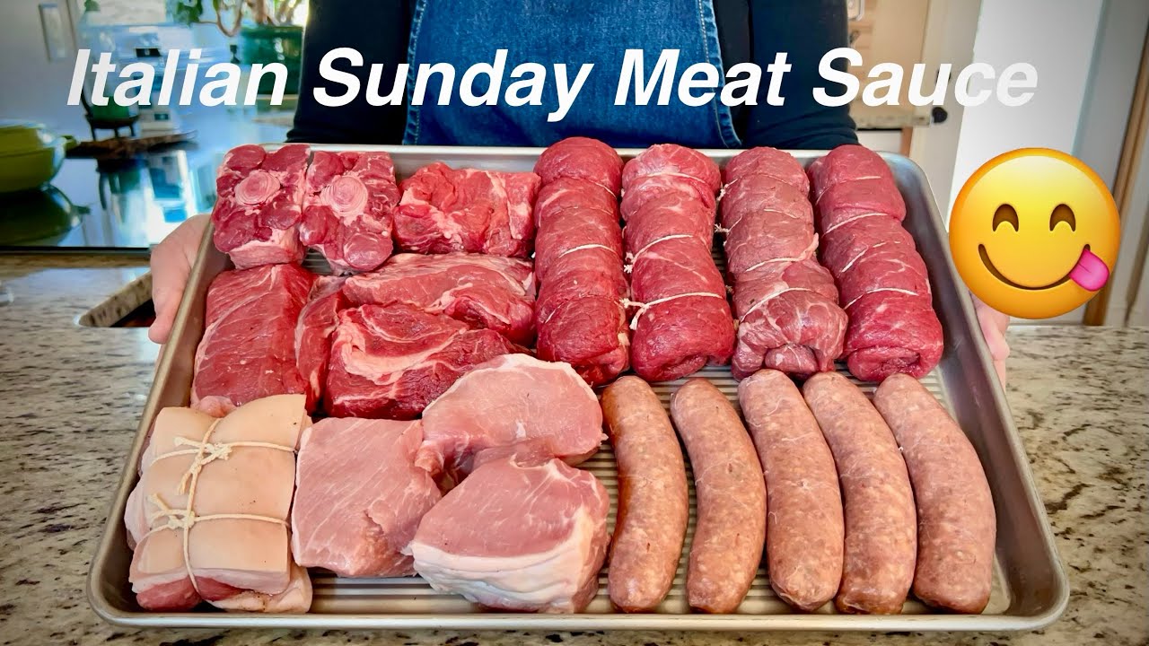 Italian Sunday Meat Sauce / Sunday Meat Sauce / Italian Meat Sauce Recipe / Italian Food / Ragu Italian Sunday Meat Sauce / Sunday Meat Sauce / Italian Meat Sauce Recipe / Italian Food / Ragu